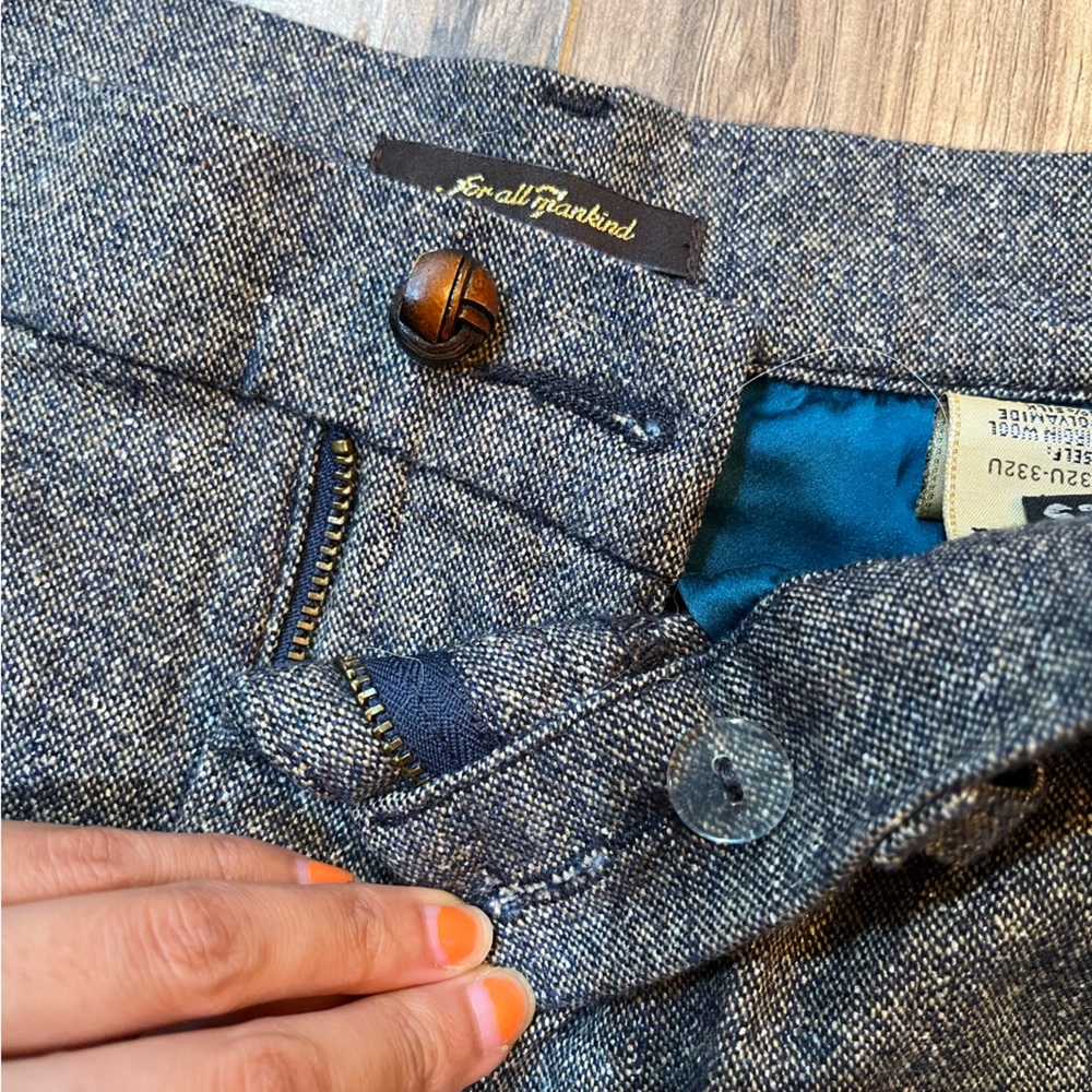 Twill shorts - Picture 7 of 14